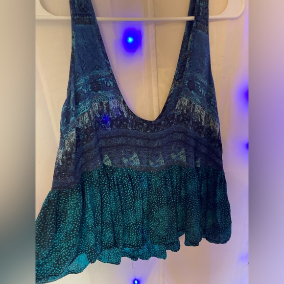 Flowy style blue top - Picture 3 of 3